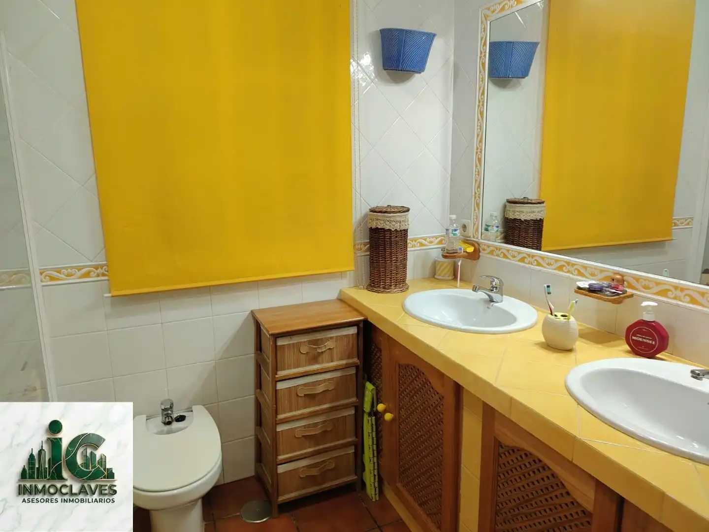 Bathroom of Detached homes for sale in Algeciras  with Private garden and Terrace