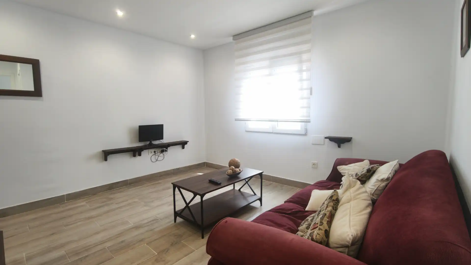 Living room of Flat for rent in Avilés  with Heating and Furnished