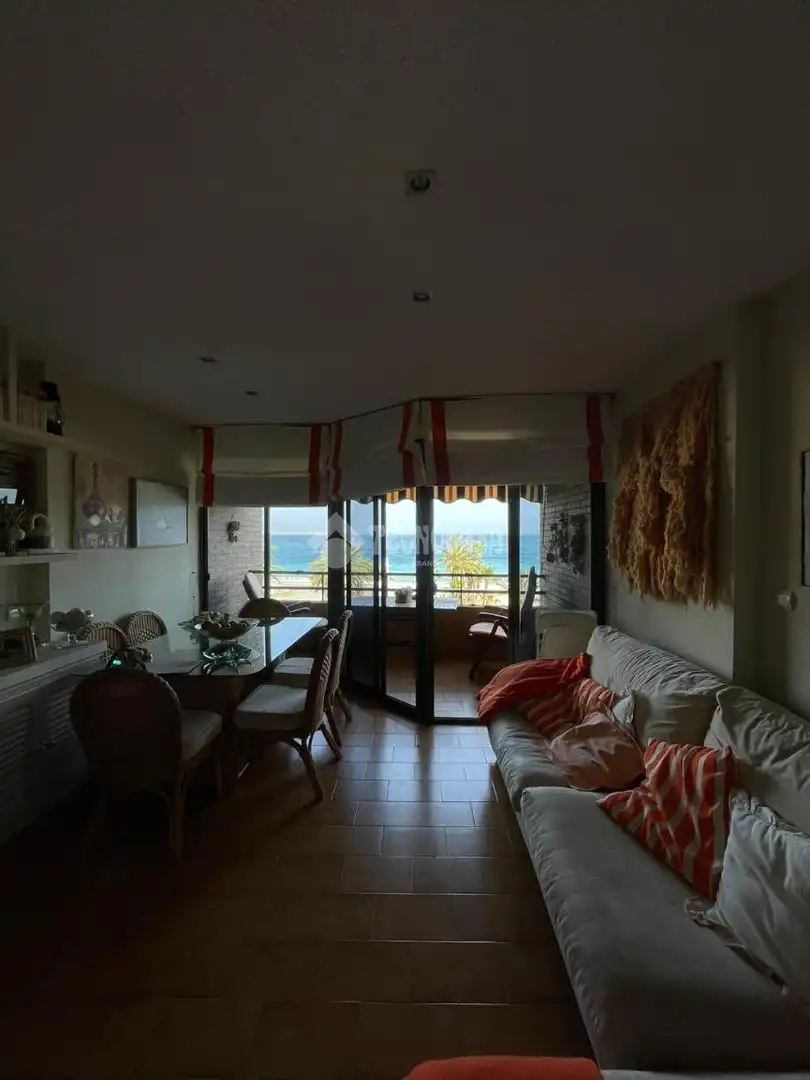 Wohnzimmer von Wohnung zur Miete in Almuñécar mit Klimaanlage, Terrasse und Möbliert