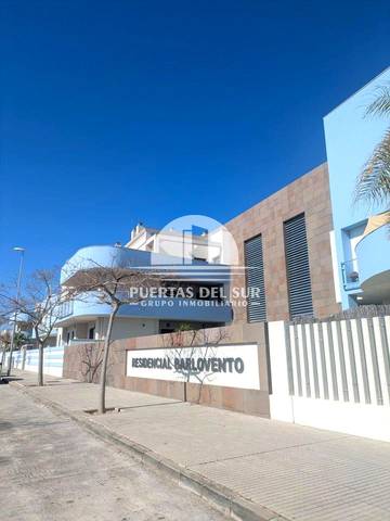 Garaje en Venta en Saetero Fernando Barriento Ruiz en Aguadulce - Almadraba - Punta Candor