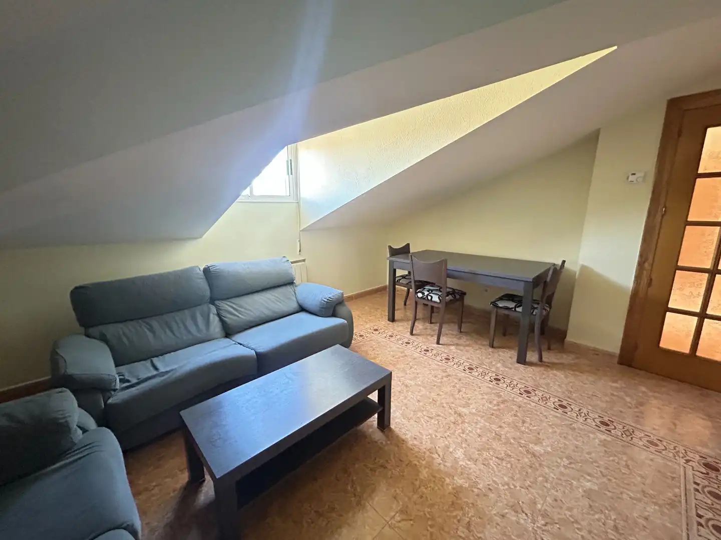 Living room of Attic for rent in Laguna de Duero  with Heating and Furnished