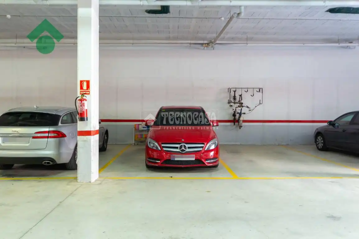 Parking of Flat for sale in Vélez-Málaga  with Air Conditioner and Furnished