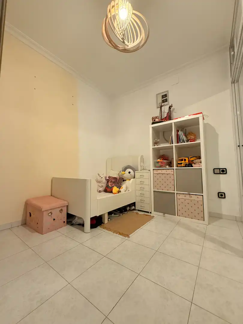 Habitación de Casa adosada en venta en Camas