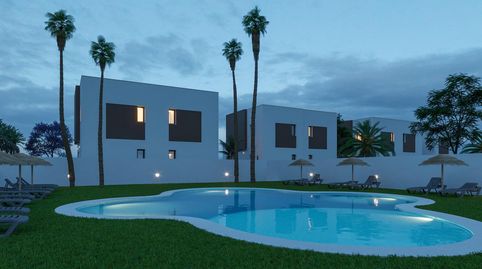 Foto 2 de Casa adosada en venta en Marina Urbanizable, 62, La Marina, Elche / Elx