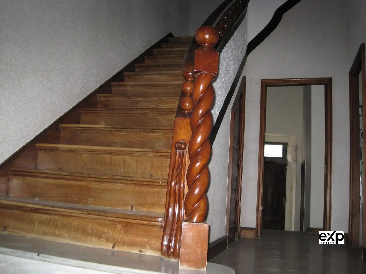 Houses for sale in O Valadouro    with Parquet flooring
