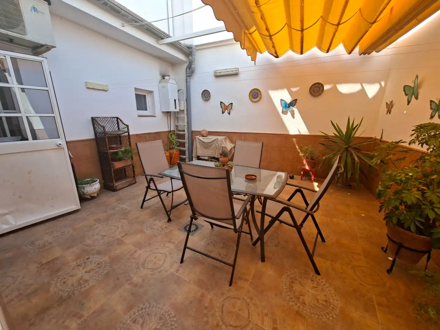 Jardí de Casa o xalet en venda en La Rinconada amb Aire condicionat, Calefacció i Terrassa