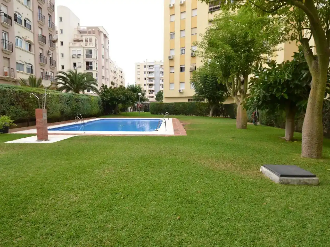 Piscina de Piso en venta en Torremolinos con Aire acondicionado, Piscina y Balcón