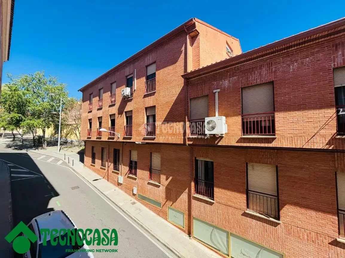 Vista exterior de Piso en venta en Toledo