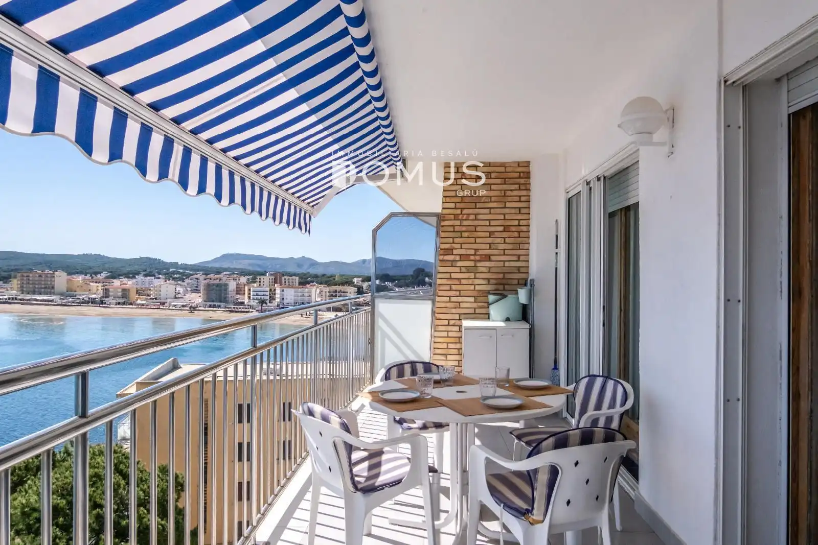 Terraza de Piso de alquiler en L'Escala con Piscina, Amueblado y Horno