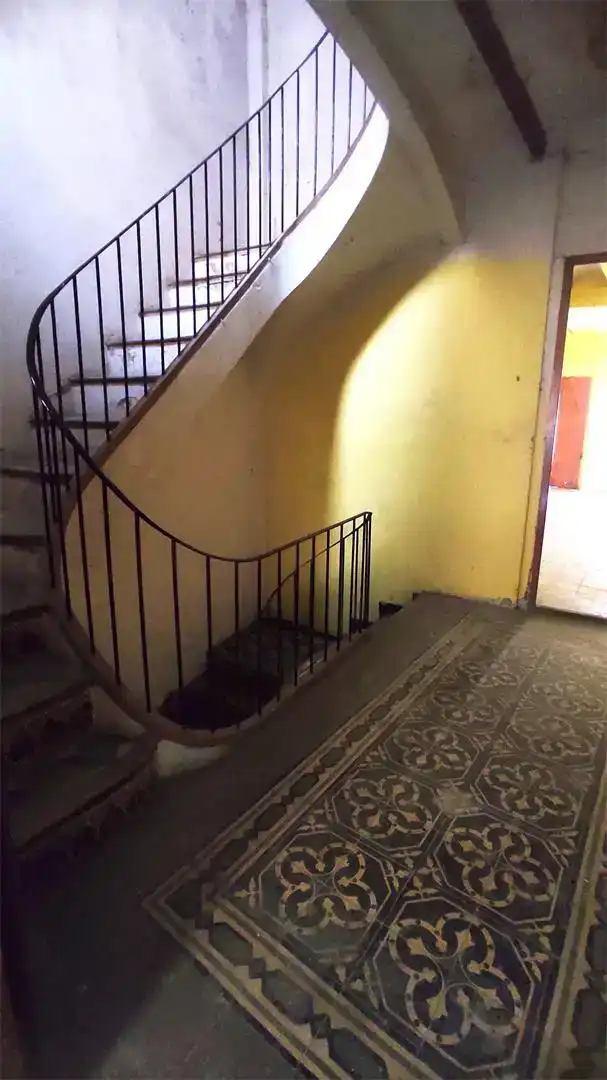 Casa adosada en venda en Yecla amb Balcó