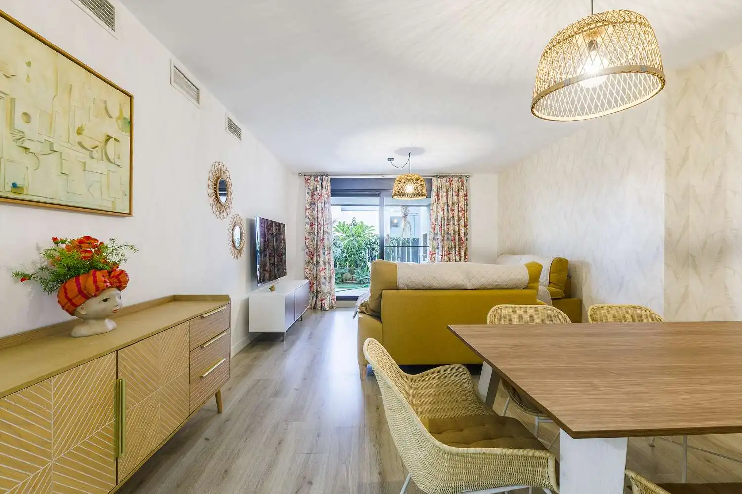Sala de estar de Apartamento de alquiler en Vélez-Málaga con Terraza