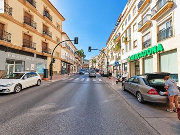 Flat with balcony for sale in Carretera CARTAMA