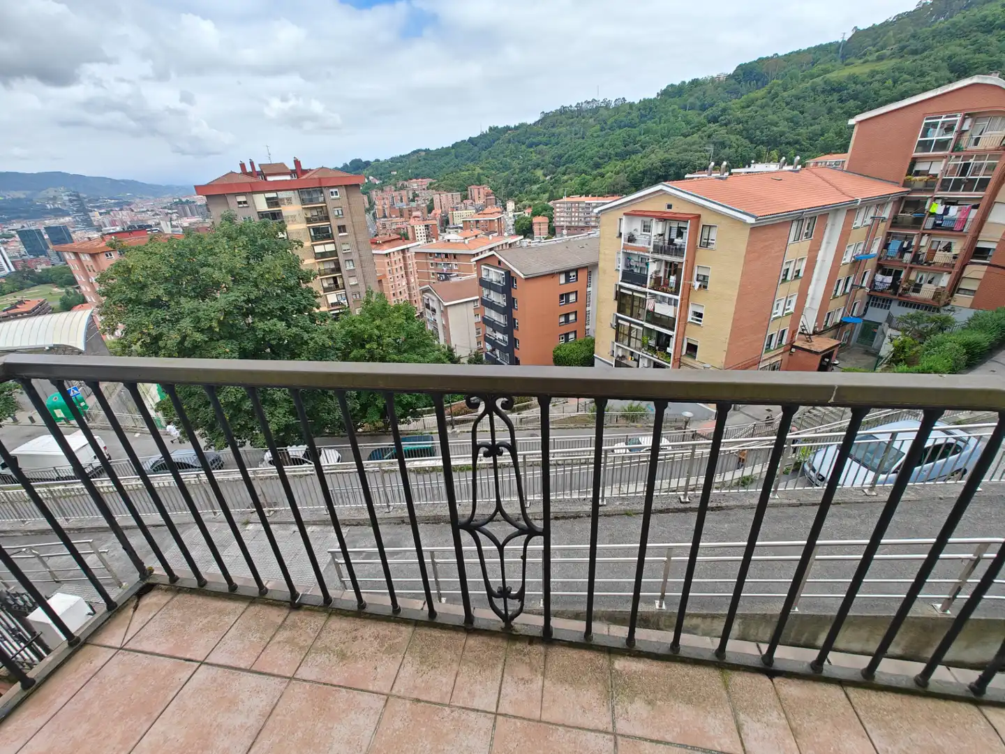Terrassa de Casa adosada en venda en Bilbao  amb Calefacció, Terrassa i Moblat