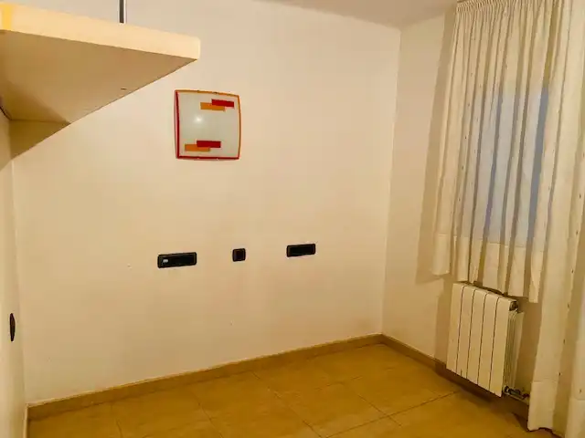 Piso en venta en Barcelona con Calefacción y Horno
