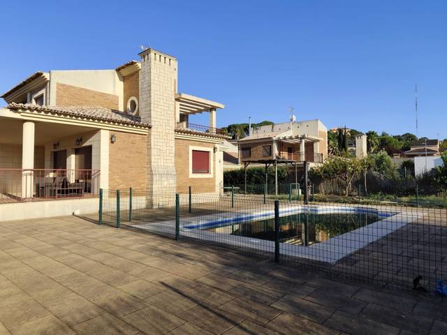 Casa-chalet en Venta en Golf Guadiana