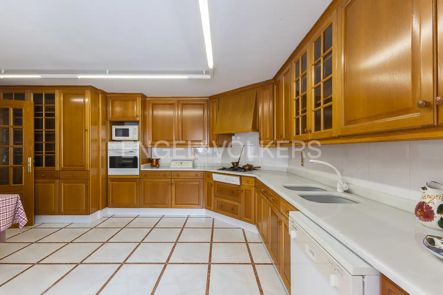Piso con terraza en alquiler en Calle Sant bernat i les germanes, imagen 21