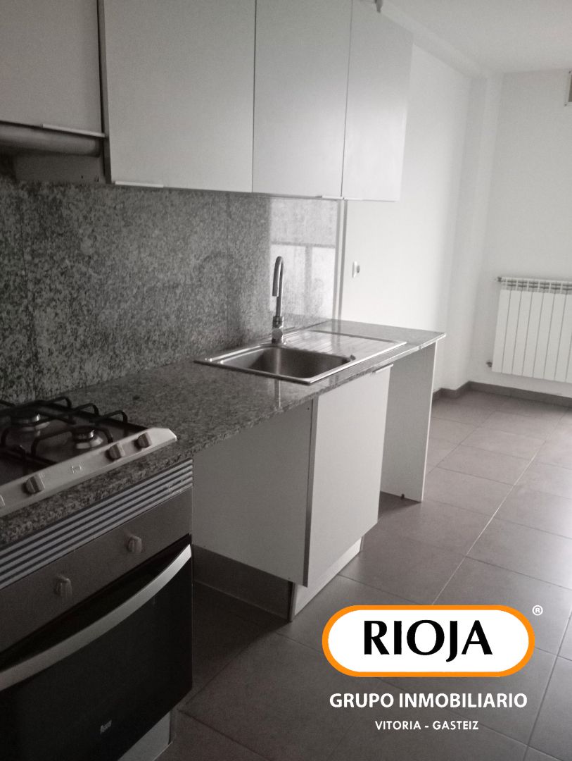 Kitchen of Flat for sale in Vitoria - Gasteiz  with Heating and Terrace