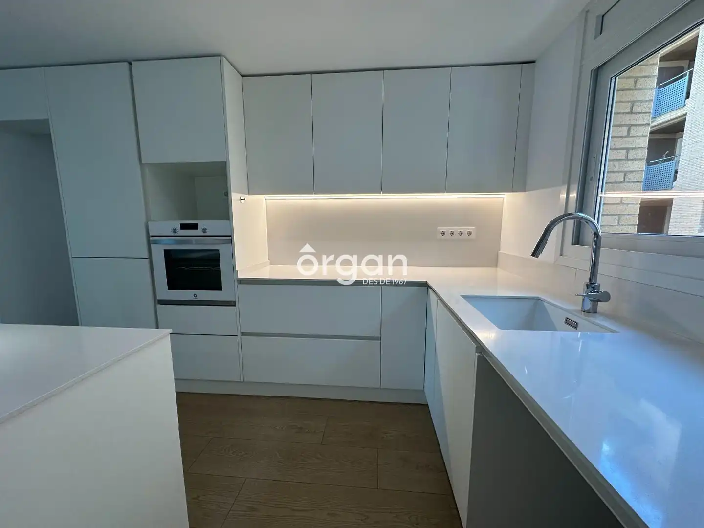 Kitchen of Flat for sale in Sant Cugat del Vallès  with Air Conditioner, Heating and Terrace