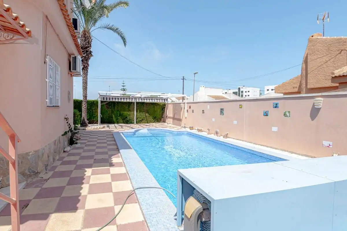 Villa mit Pool zum Verkauf in Mil Palmeras, imagen 37