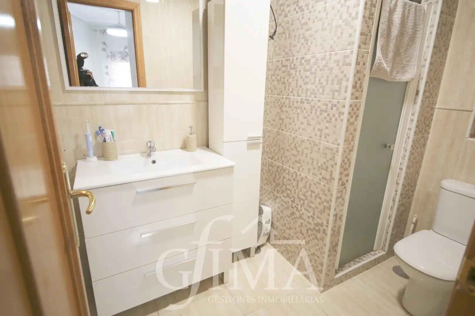 Flat with terrace for sale in Calle ANTONIO HUERTAS, imagen 16