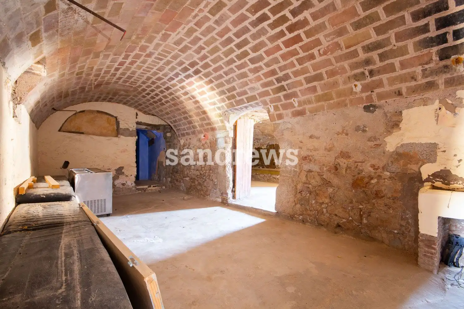 Country house zum Verkauf in L'Escala mit Privatgarten, Terrasse und Abstellraum