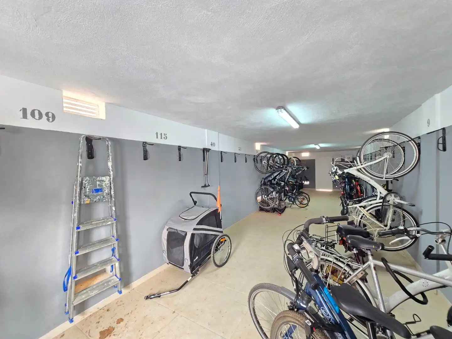 Parking de Casa o chalet en venta en Pilar de la Horadada con Terraza y Piscina