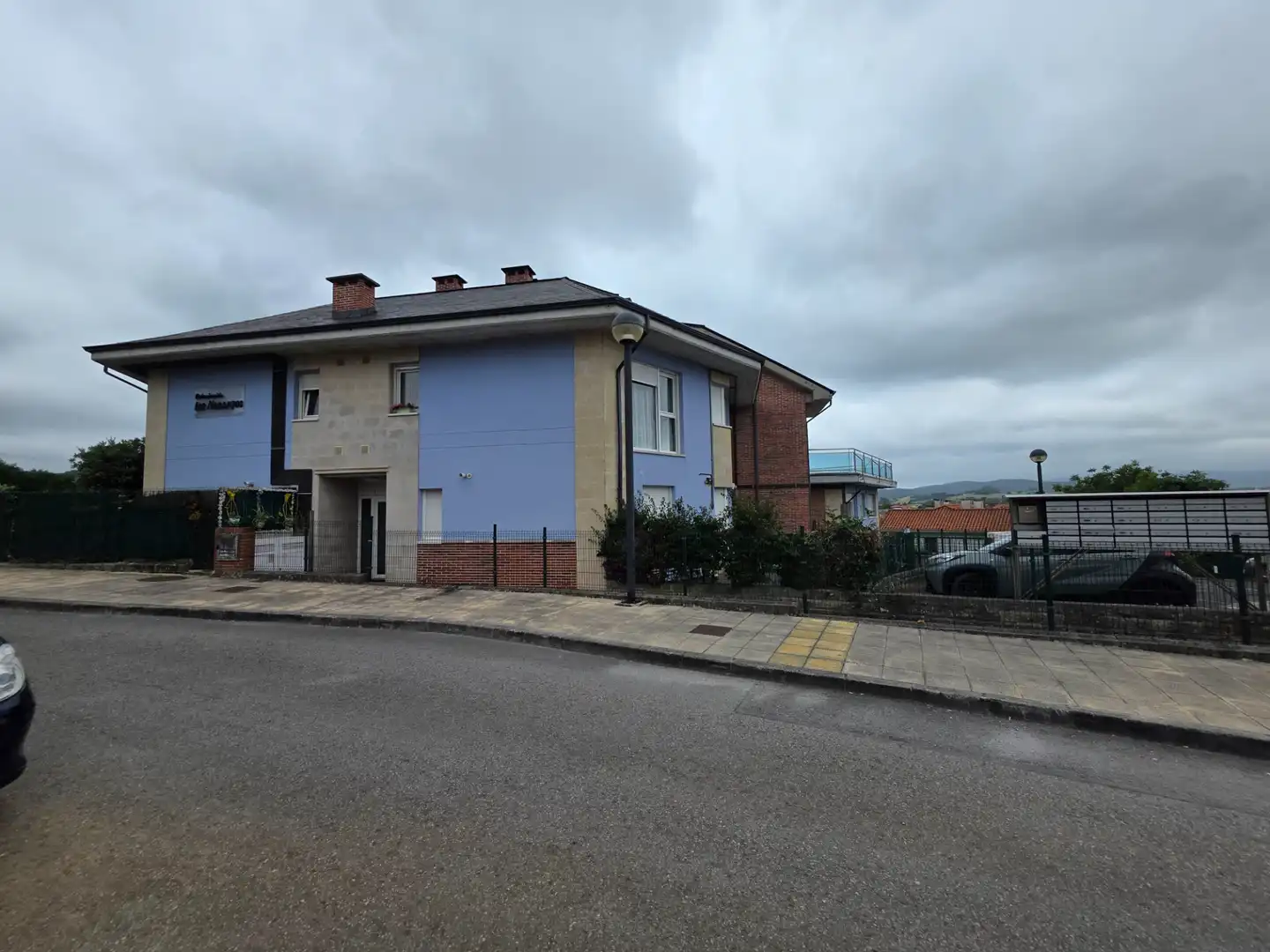 Vista exterior de Apartamento en venta en Miengo con Calefacción, Trastero y Amueblado