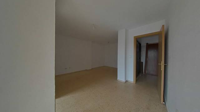 Piso en Venta en C/ Doctor Tomás Sala en L'Hort de Senabre