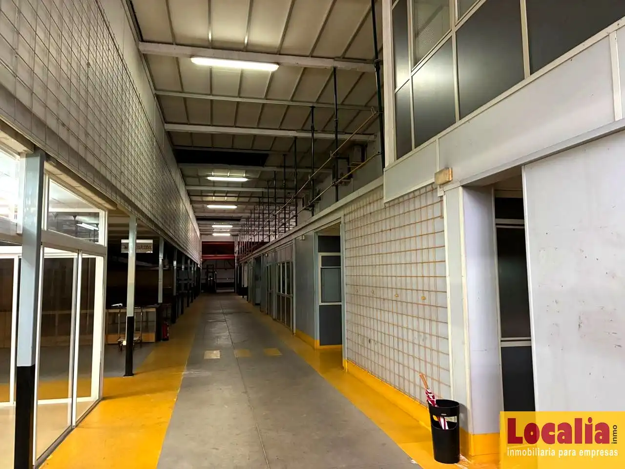 Nau industrial de lloguer a Sámano, imagen 3