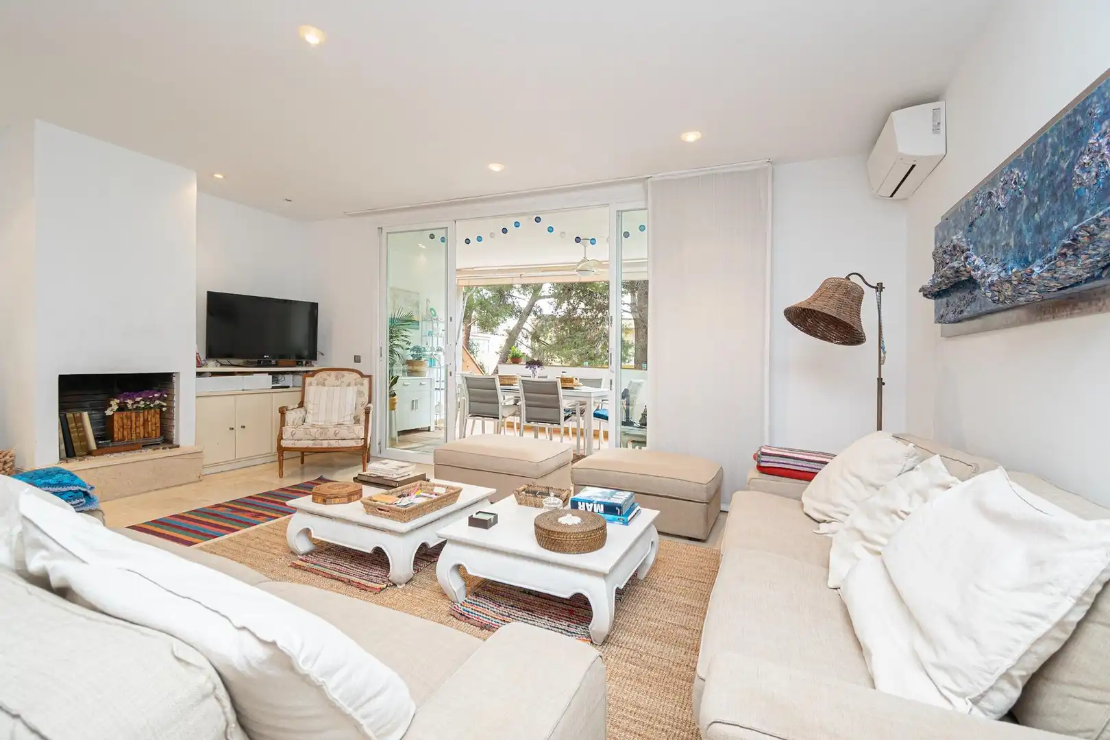 Sala de estar de Casa adosada en venta en  Palma de Mallorca con Aire acondicionado, Calefacción y Jardín privado