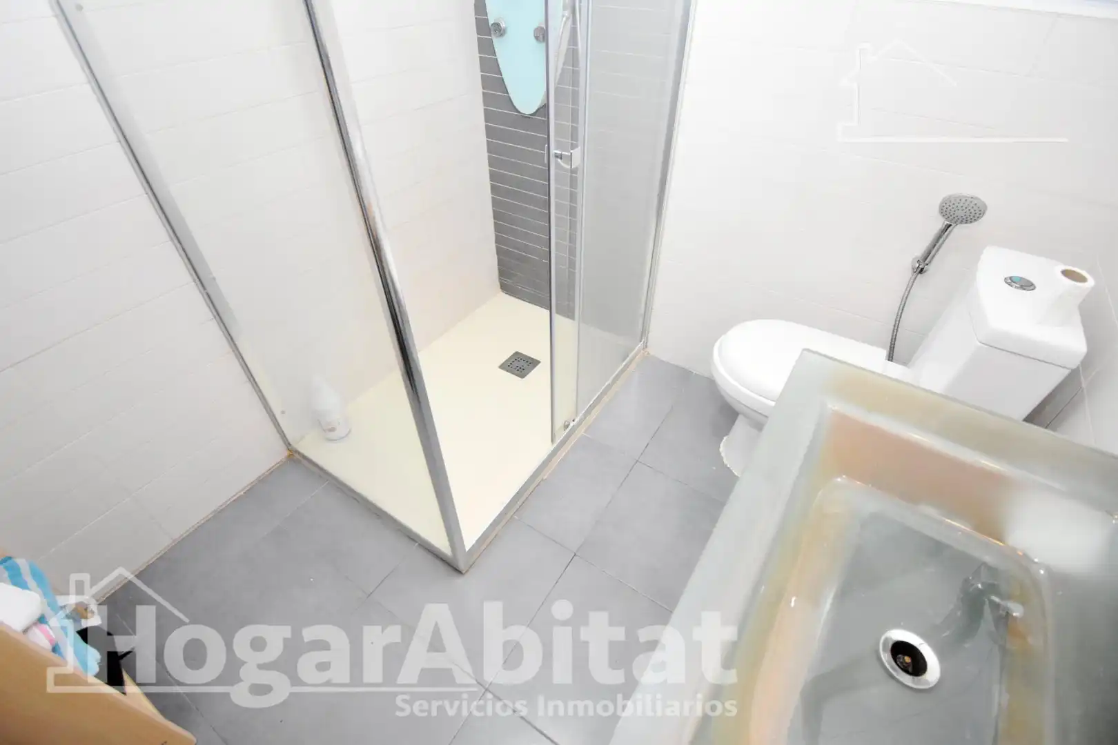 Bathroom of Flat for sale in Castellón de la Plana / Castelló de la Plana  with Heating, Terrace and Furnished