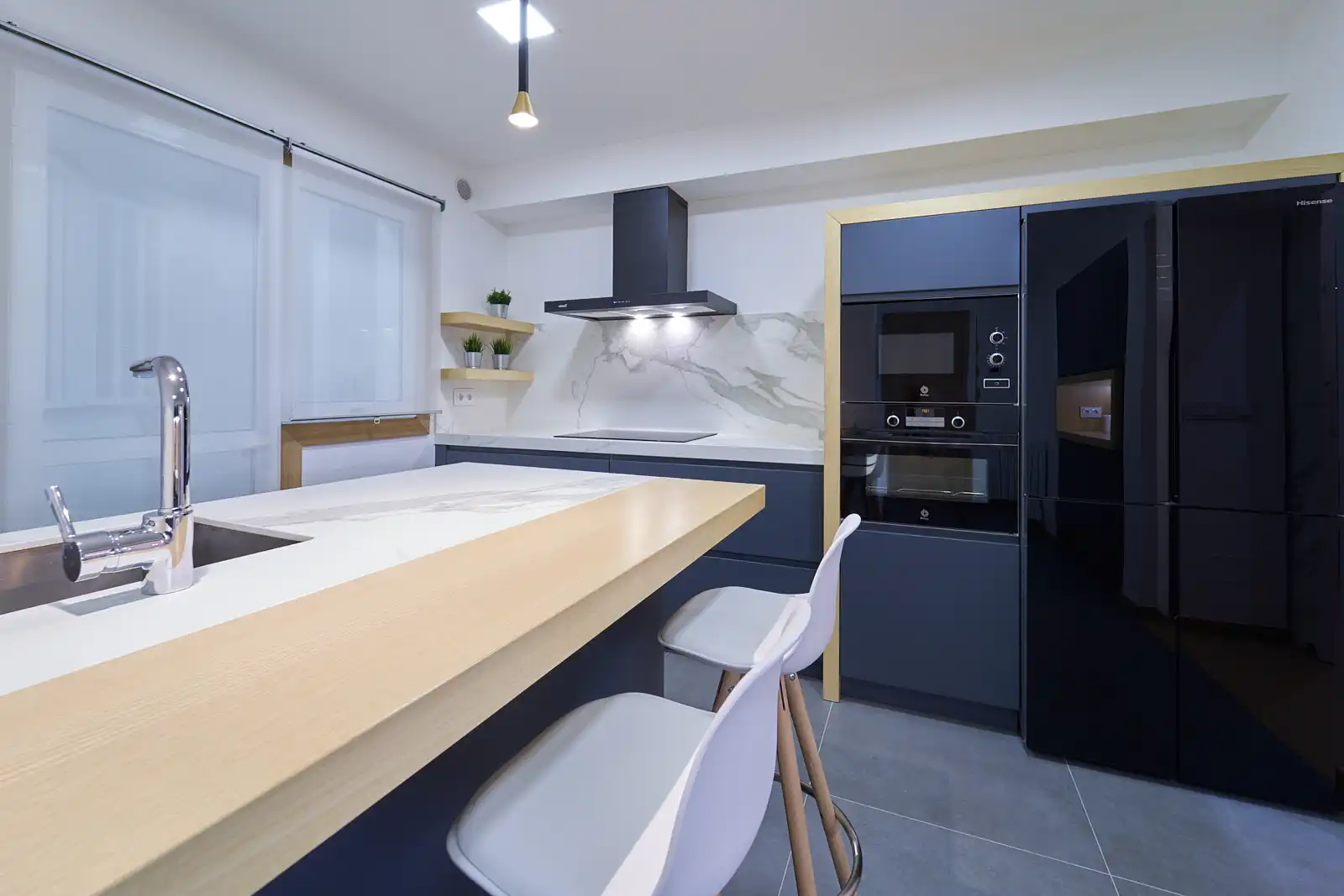 Cocina de Piso de alquiler en Vigo  con Amueblado y Se aceptan mascotas