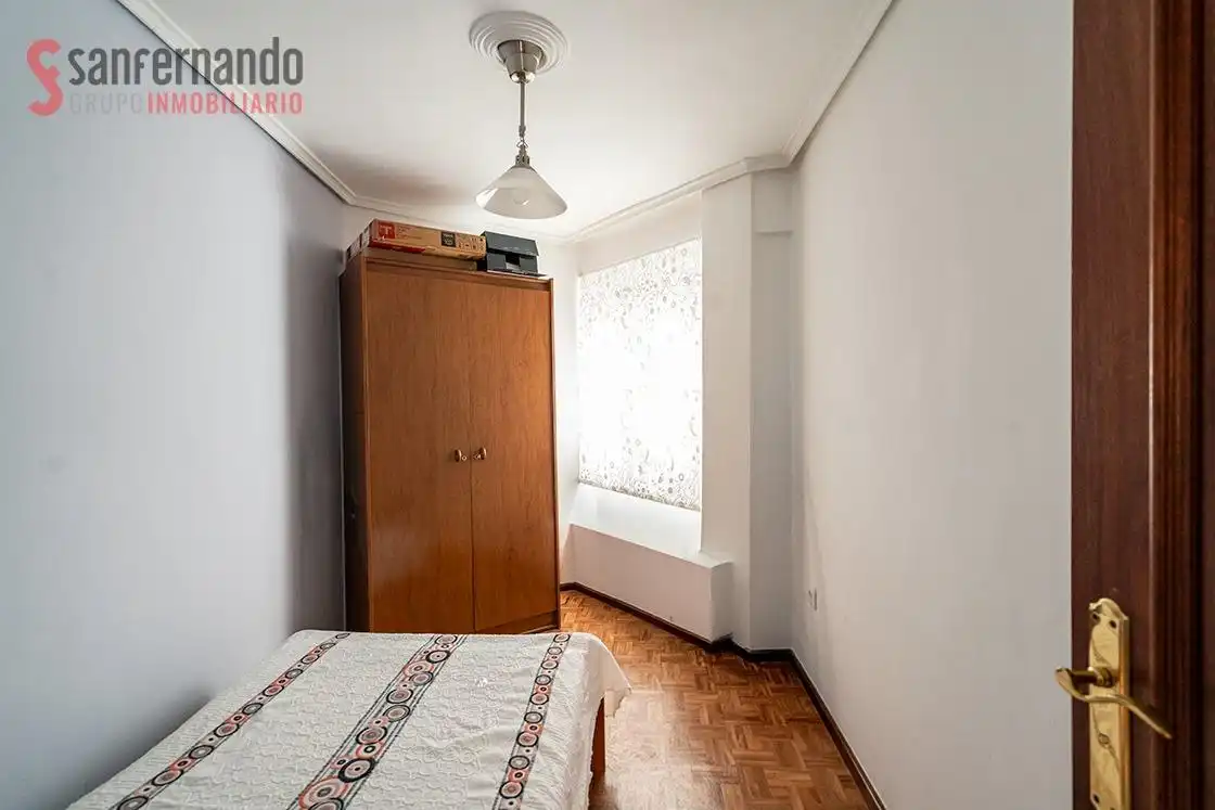 Flat for sale in Calle Secada, Cuatro Caminos