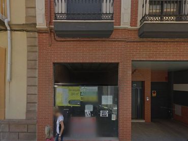 Locale commerciale in vendita a Calle Antón de Jaén 6