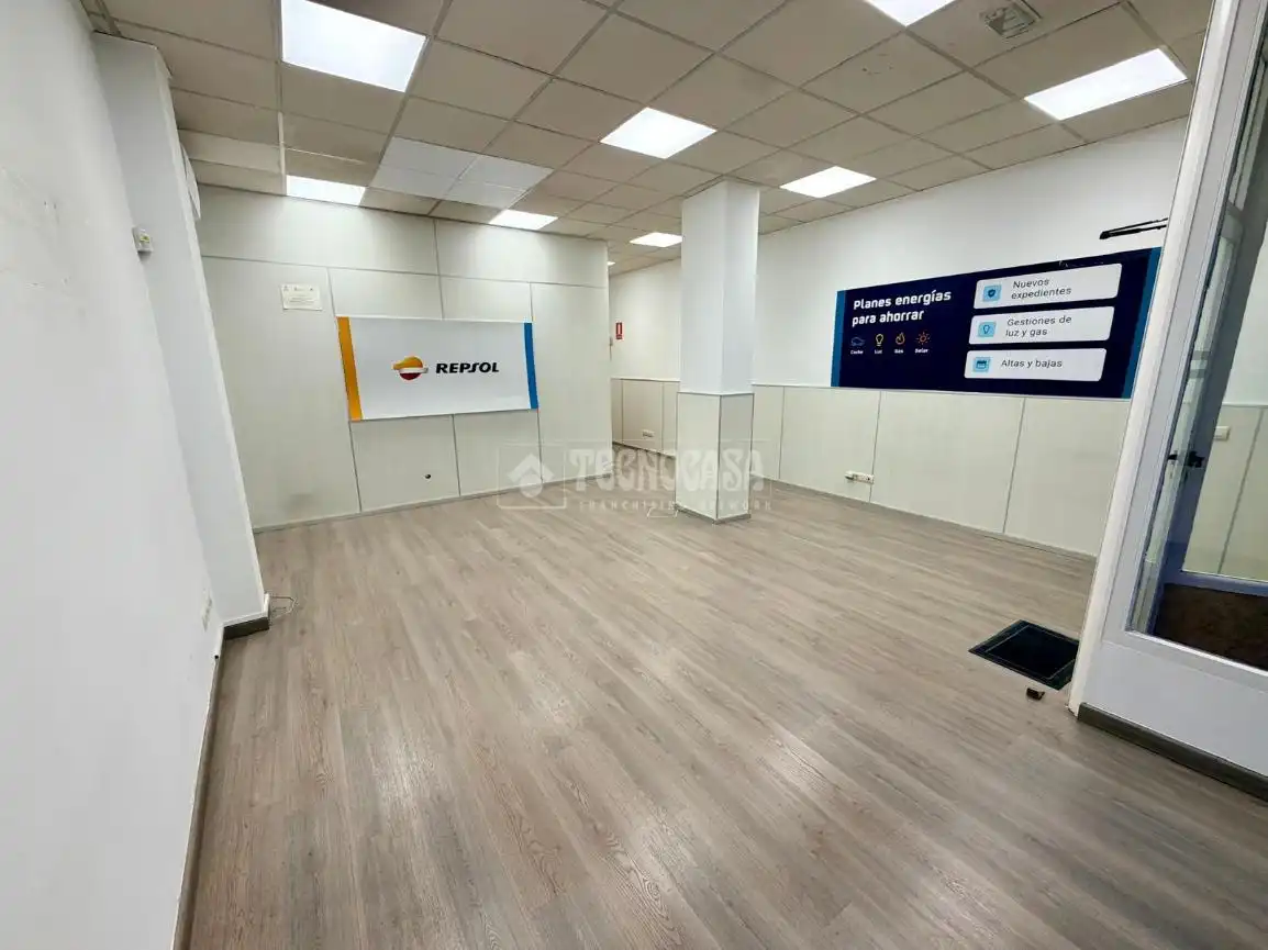 Local comercial en alquiler en Zona Centro - Ayuntamiento, imagen 3