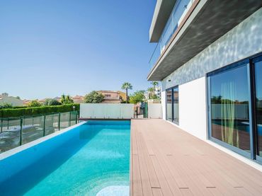 Casa en venta en Calle Zafra de Jarales 8