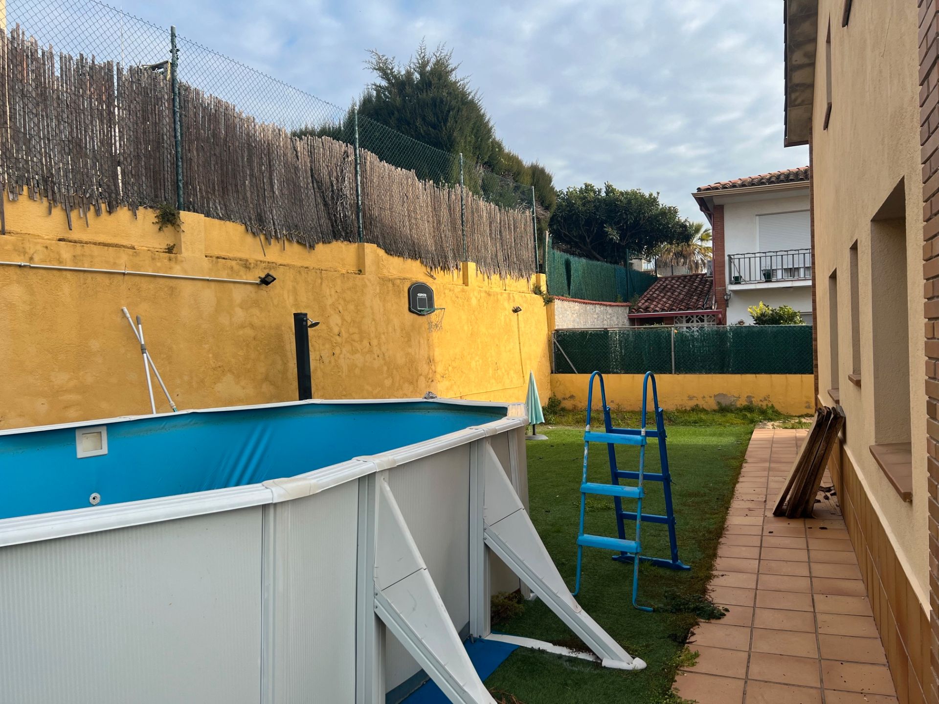 Swimming pool of House or chalet for sale in Les Franqueses del Vallès  with Air Conditioner, Private garden and Terrace