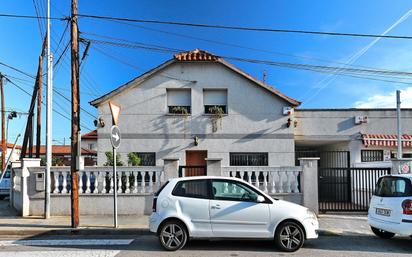 Casa o xalet en venda a Avinguda Estació, Santa Perpètua de Mogoda