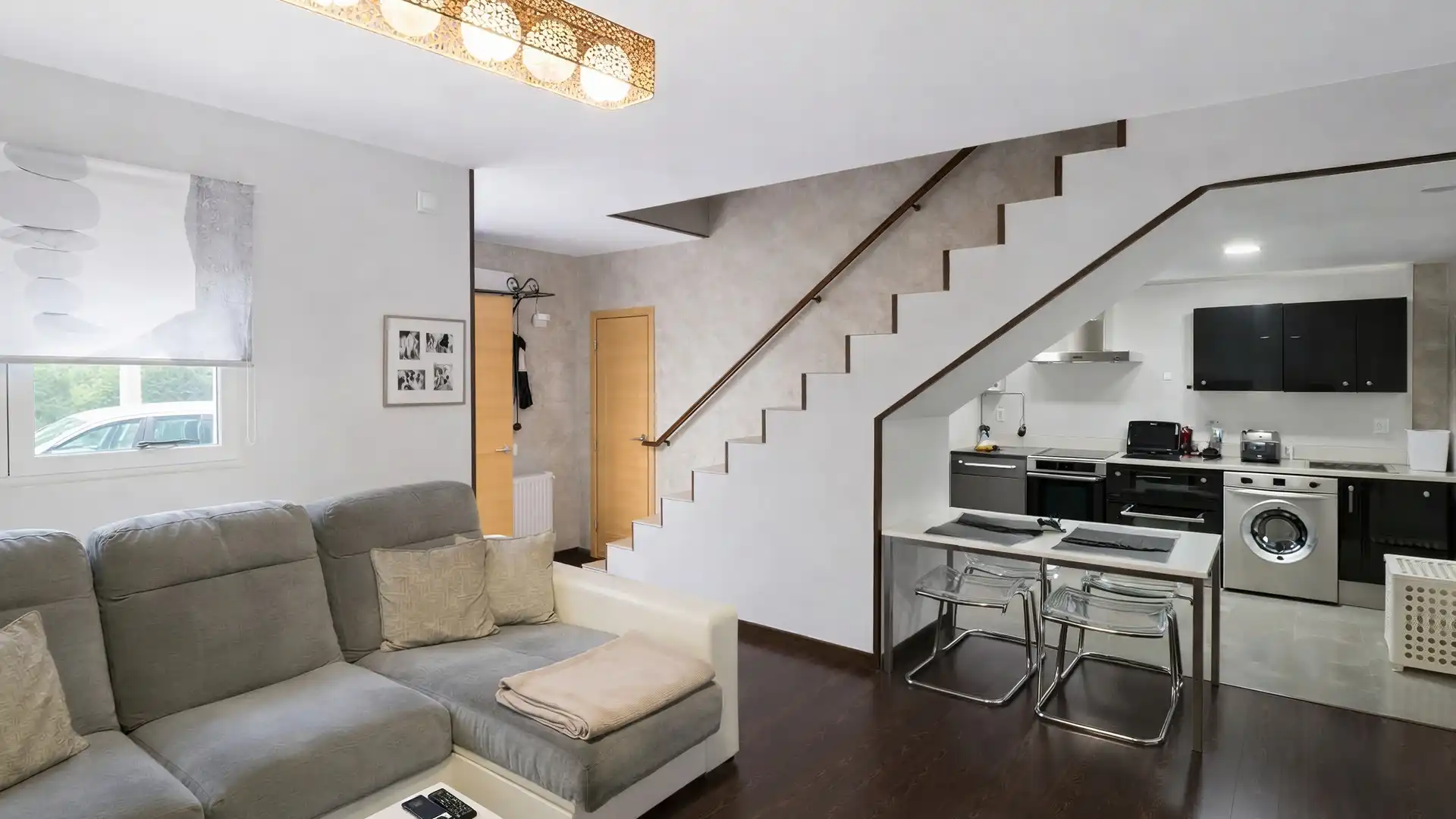 Sala d'estar de Casa adosada en venda en Mérida amb Traster i Moblat