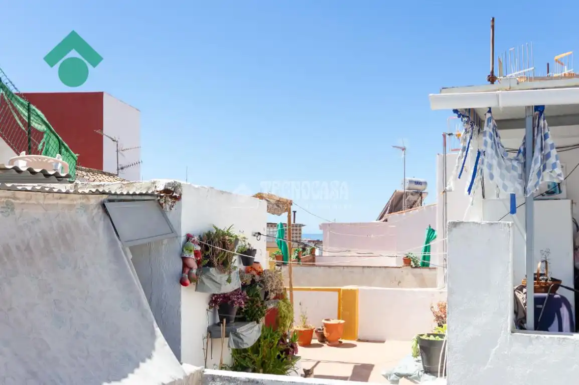 Casa adosada en venta en Almuñecar Centro