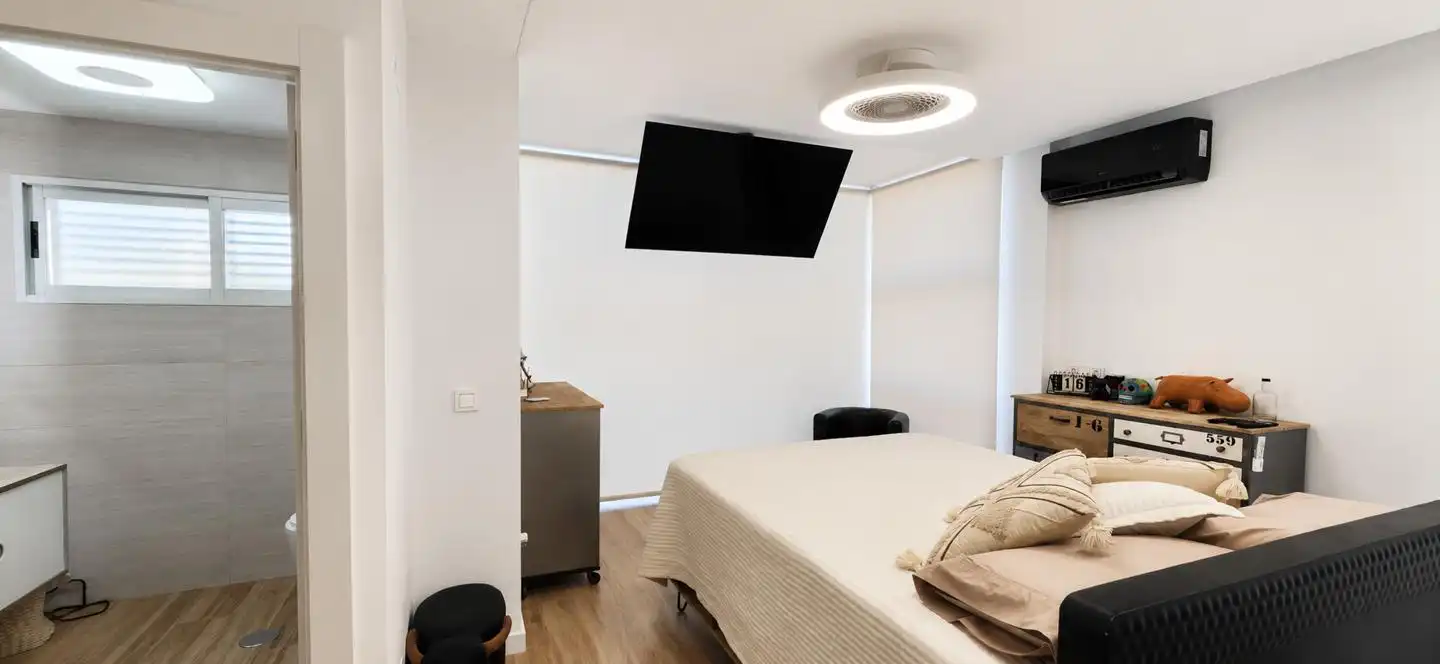 Dormitori de Casa adosada en venda en Monforte del Cid amb Aire condicionat, Jardí privat i Traster
