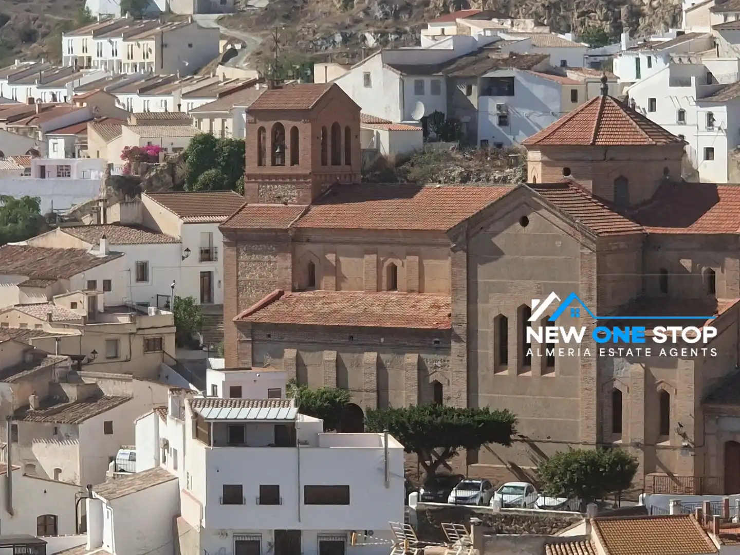 Casa adosada en venda a Lubrín, Almería