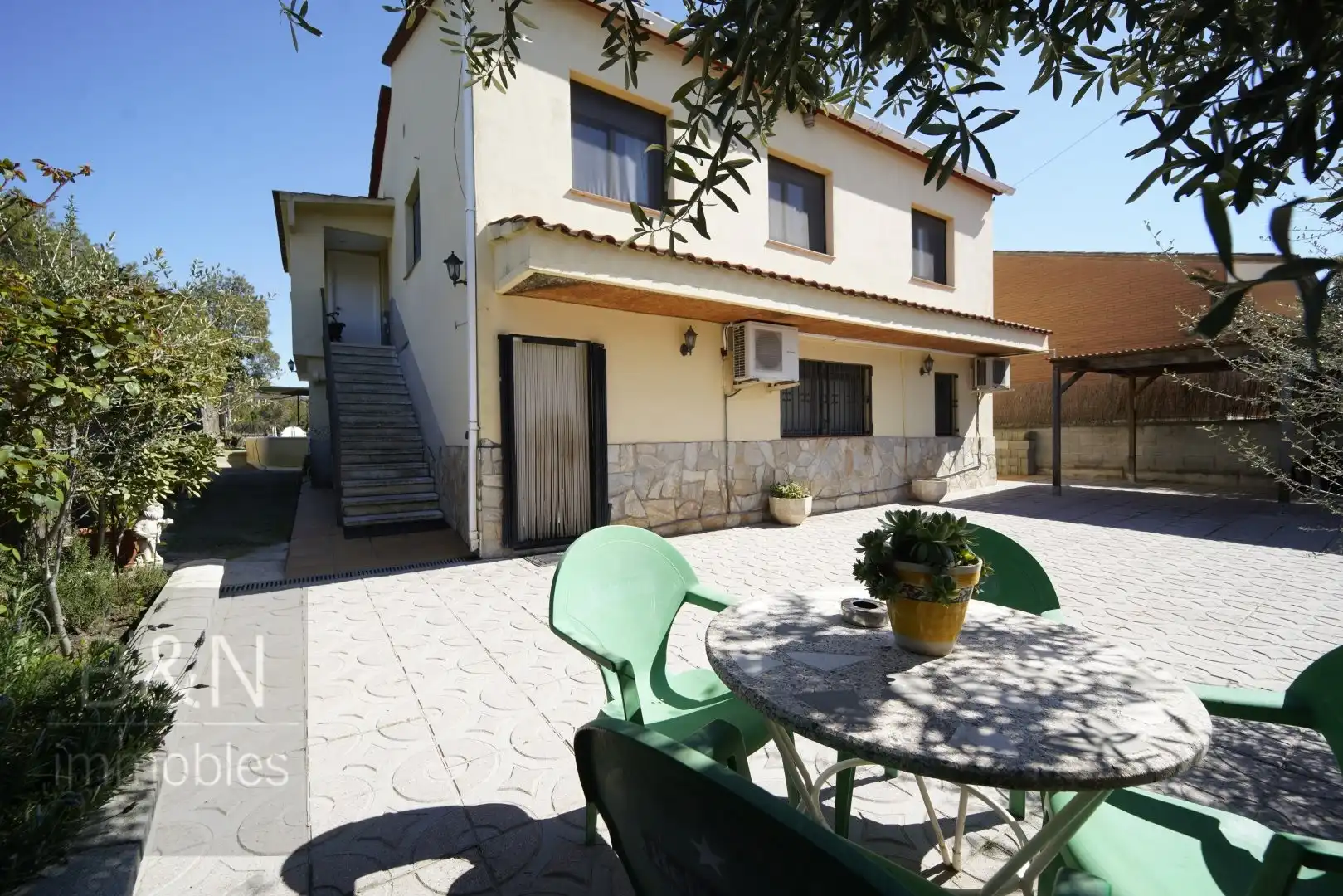 Vista exterior de Casa o xalet en venda en Vacarisses amb Aire condicionat, Calefacció i Terrassa