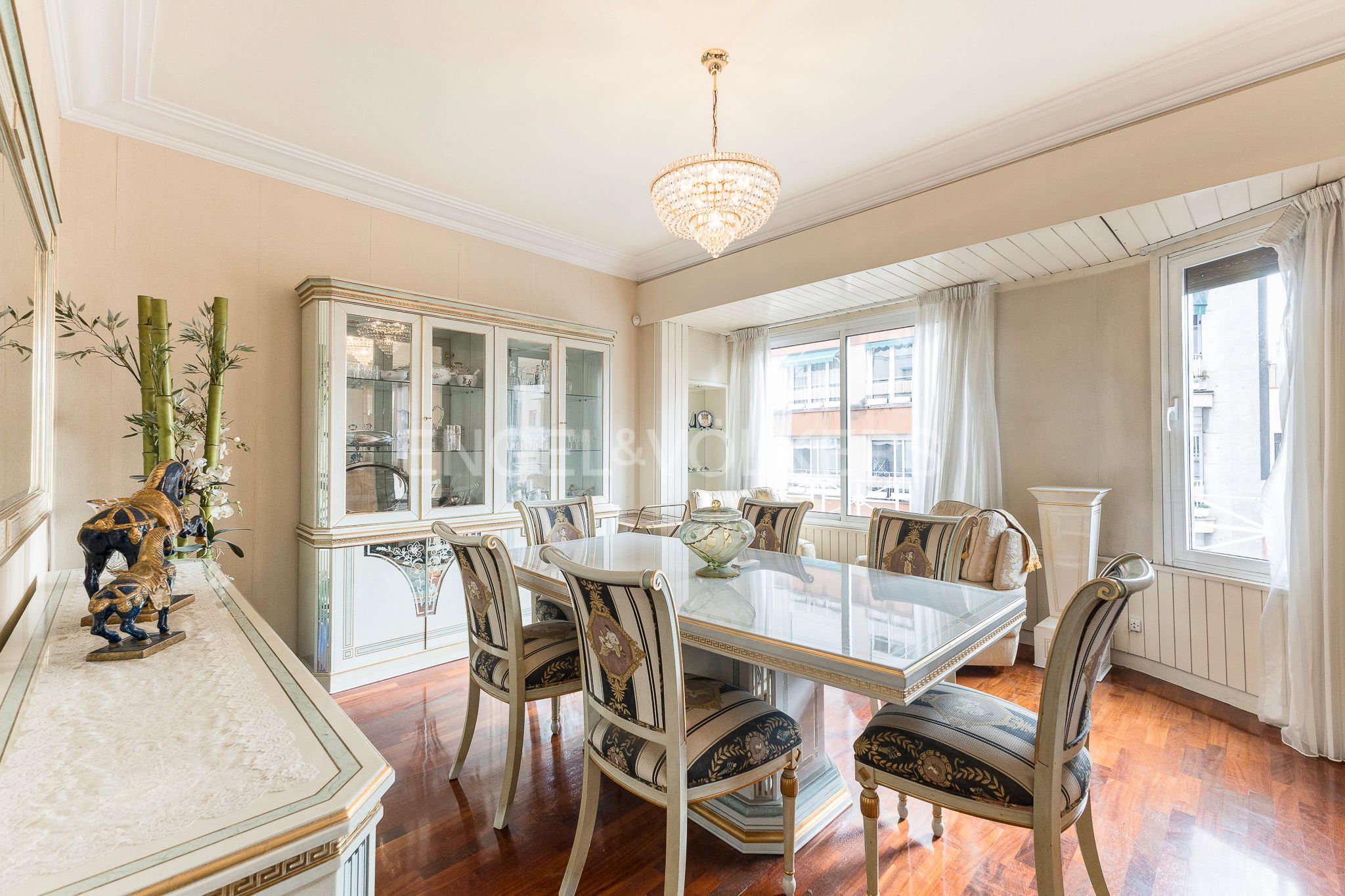 Dining room of Apartment for sale in  Barcelona Capital  with Heating, Parquet flooring and Furnished