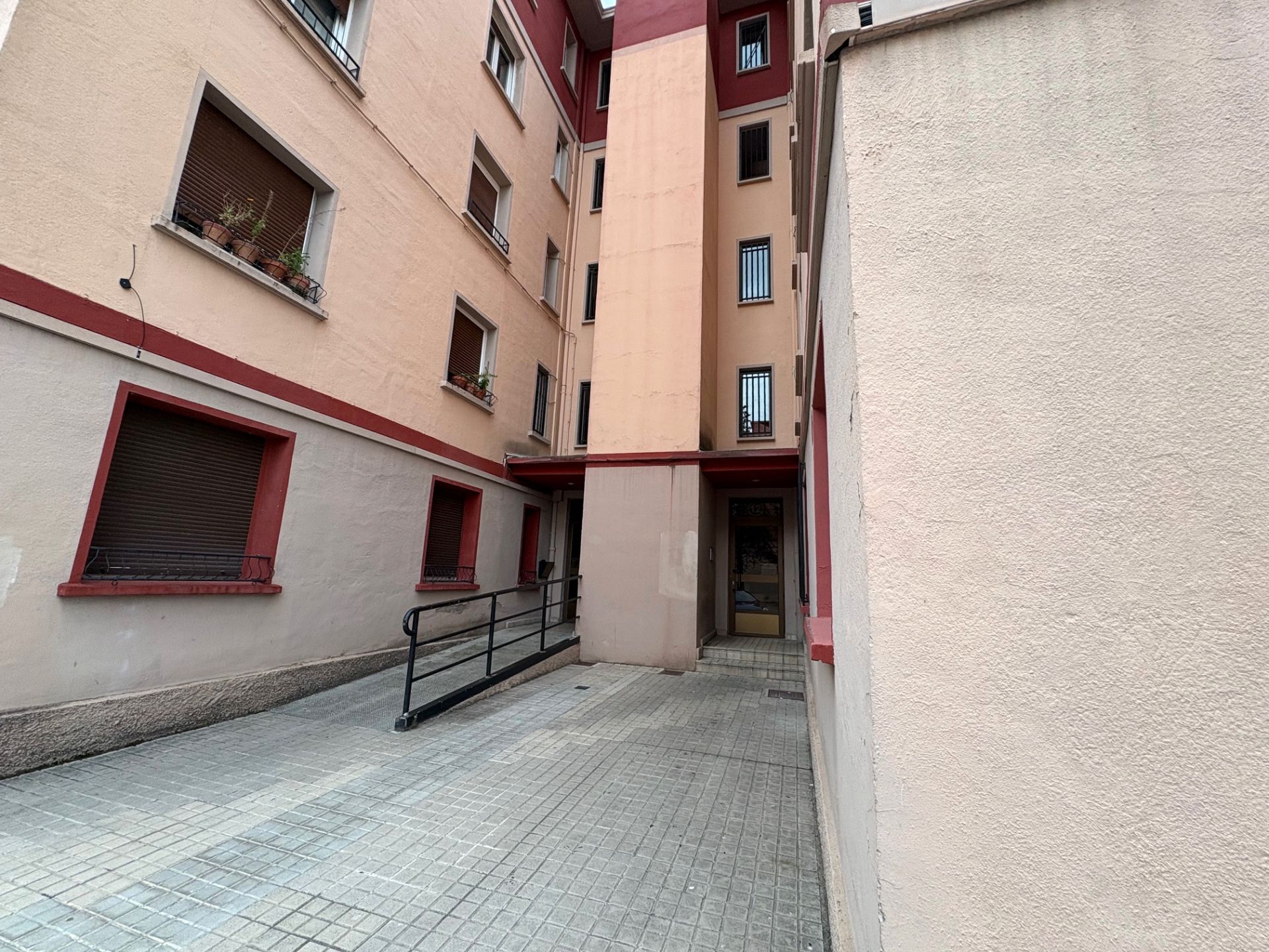 Vista exterior de Apartament en venda en  Pamplona / Iruña
