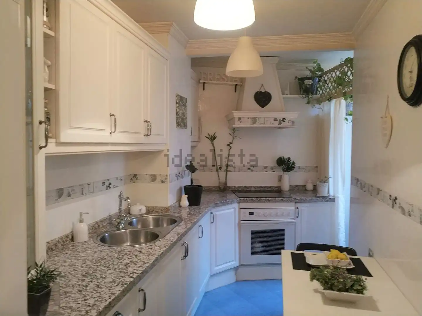 Cocina de Piso en venta en Carretera de Cádiz