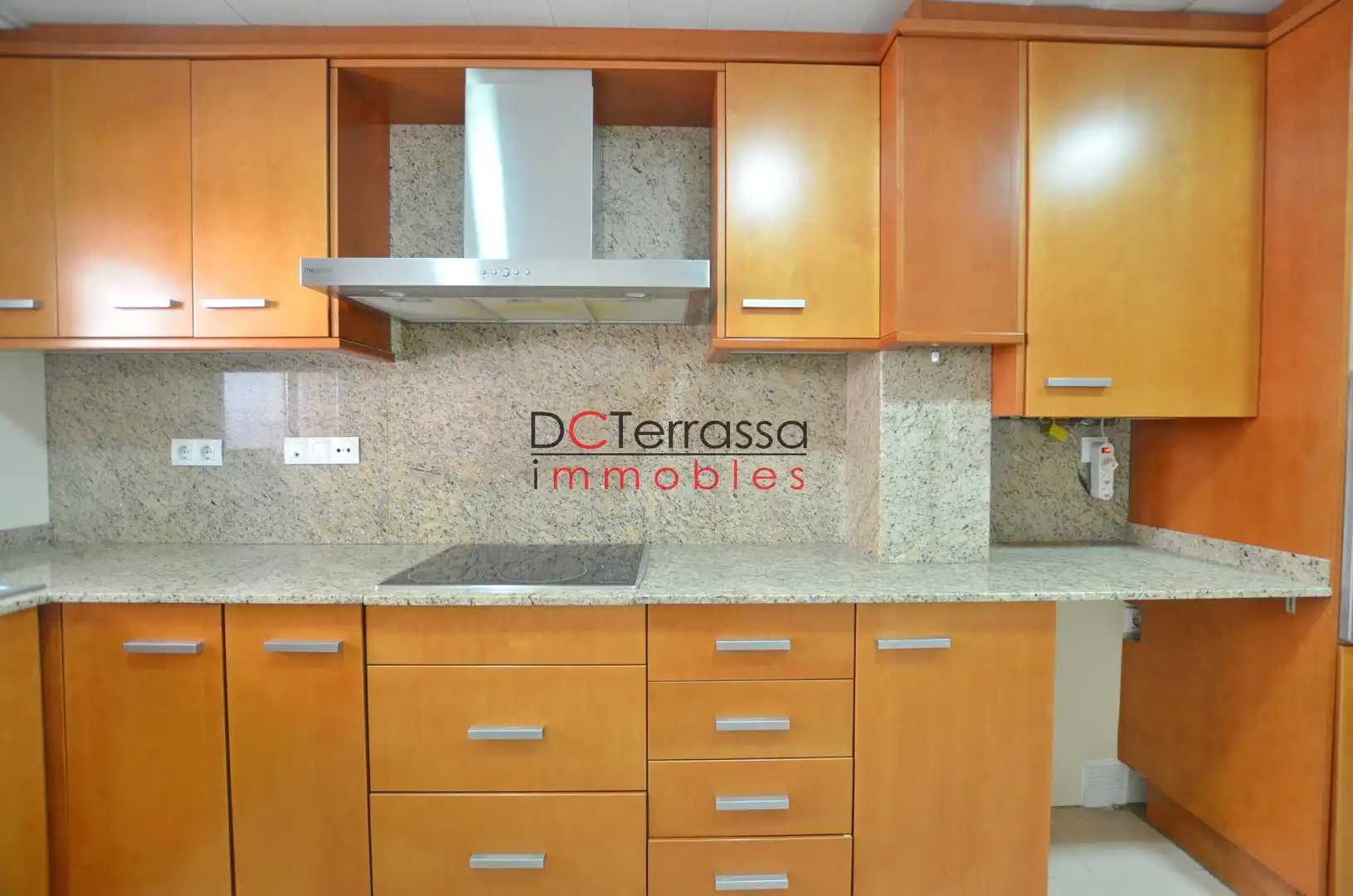 Cocina de Piso en venta en Terrassa con Calefacción, Parquet y Balcón