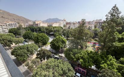 Vista exterior de Pis en venda en Orihuela amb Balcó