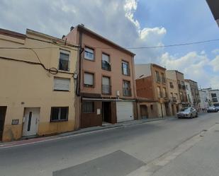 Vista exterior de Pis en venda en Olesa de Montserrat
