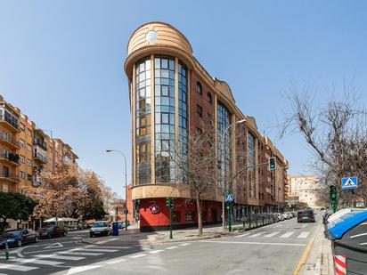 Vista exterior de Pis en venda en  Granada Capital